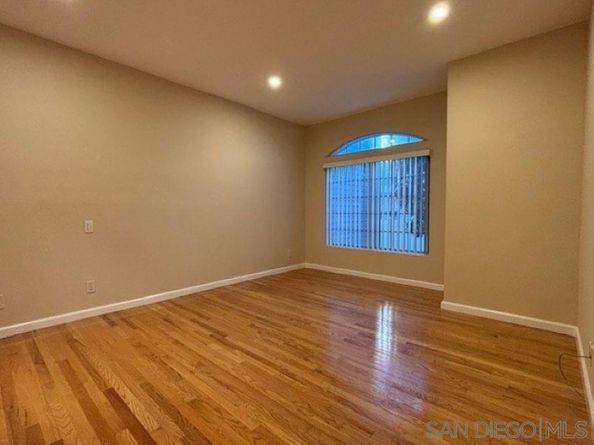 8641 Via Mallorca Unit D, La Jolla CA 92037