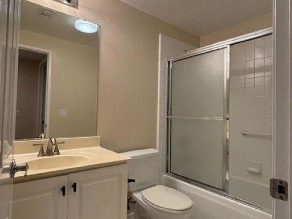 8641 Via Mallorca Unit D, La Jolla CA 92037