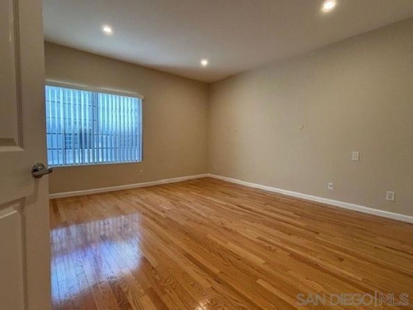 8641 Via Mallorca Unit D, La Jolla CA 92037