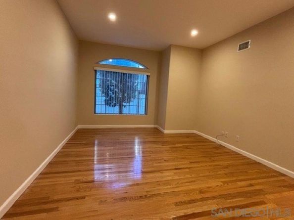 8641 Via Mallorca Unit D, La Jolla CA 92037