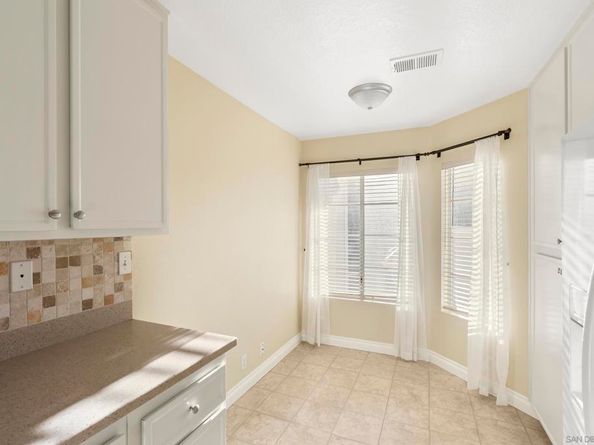 1636 Via Caminar, San Marcos CA 92078