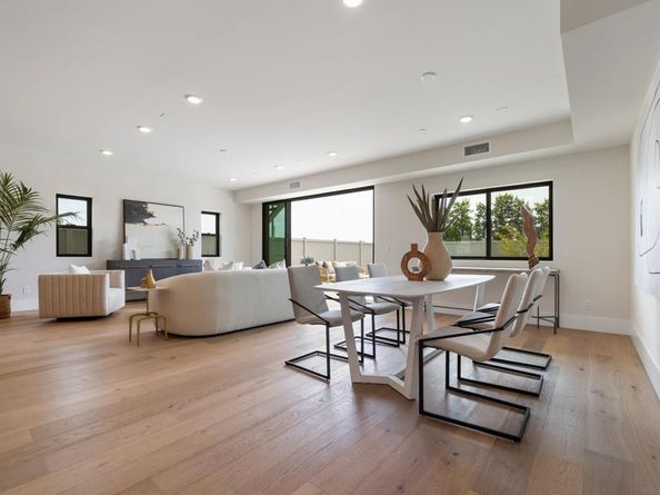 3747 Adams St, Carlsbad CA 92008