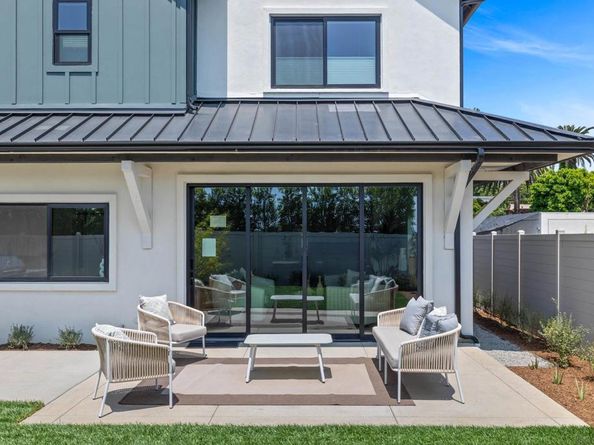 3747 Adams St, Carlsbad CA 92008