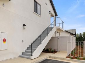 3747 Adams St, Carlsbad CA 92008