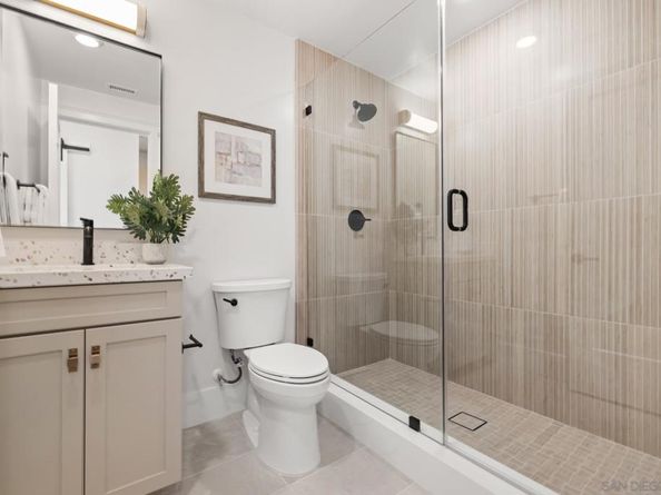 3747 Adams St, Carlsbad CA 92008