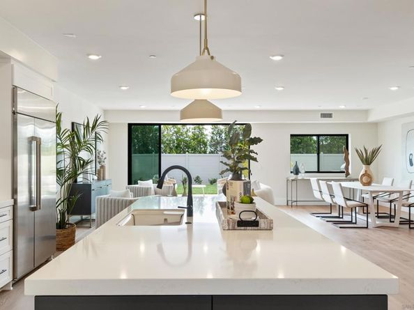 3747 Adams St, Carlsbad CA 92008