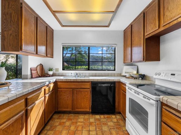 3148 Vista Grande, Carlsbad CA 92009