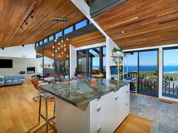 2551 Via Viesta, La Jolla CA 92037