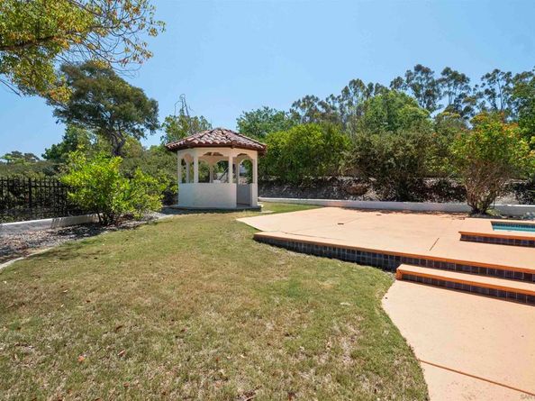 16205 Via Embeleso, San Diego CA 92128