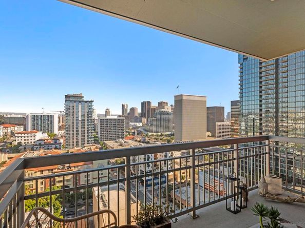 300 W W Beech St 1808, San Diego CA 92101