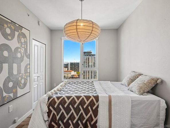 300 W W Beech St 1808, San Diego CA 92101