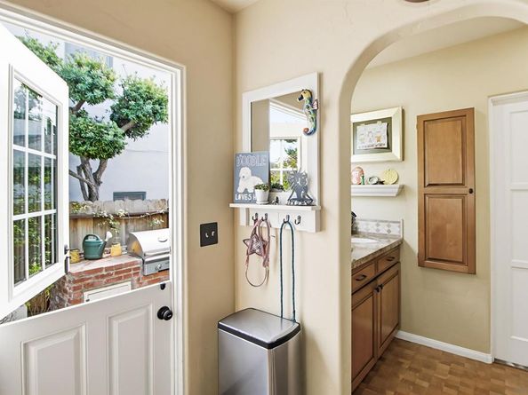 3039 Dumas Street, San Diego CA 92106