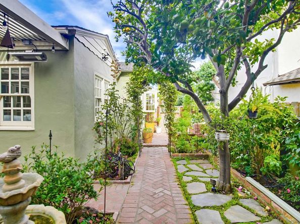 3039 Dumas Street, San Diego CA 92106