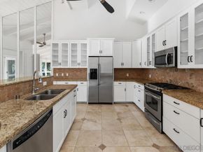 27 Greenview Drive, Carlsbad CA 92009