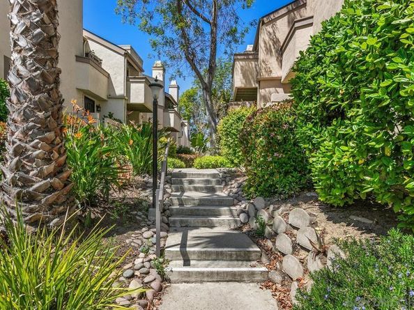 3205 Via Alicante 11, La Jolla CA 92037