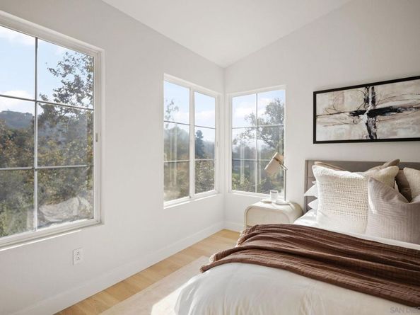 5155 Ruette De Mer, San Diego CA 92130