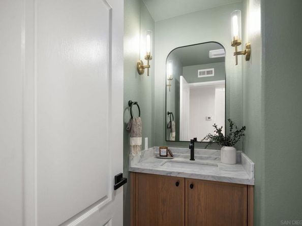 5155 Ruette De Mer, San Diego CA 92130