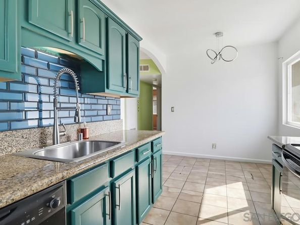 4463 Home Ave 5, San Diego CA 92105