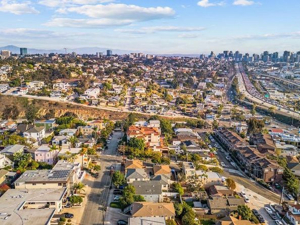 1819 Linwood St, San Diego CA 92110