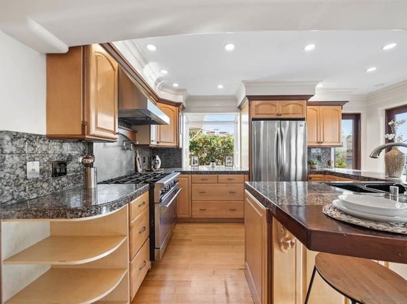 1819 Linwood St, San Diego CA 92110