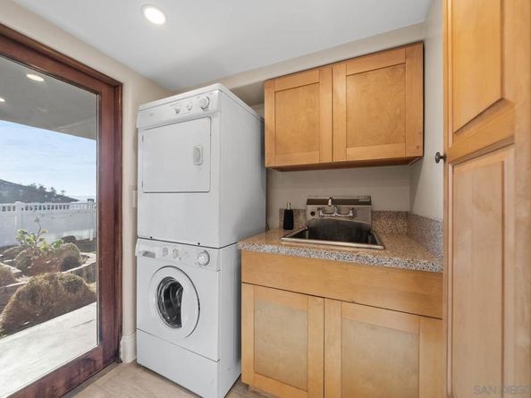 1819 Linwood St, San Diego CA 92110