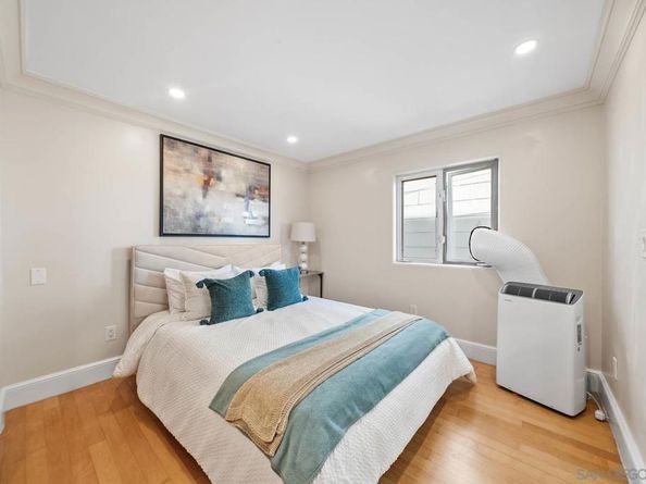 1819 Linwood St, San Diego CA 92110