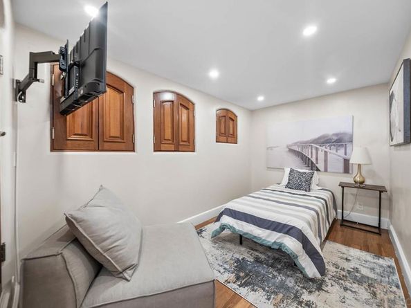 1819 Linwood St, San Diego CA 92110