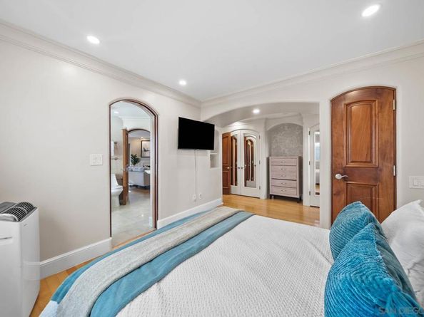 1819 Linwood St, San Diego CA 92110