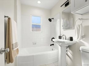 3322 28 Nile St, San Diego CA 92104