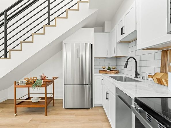 3322 28 Nile St, San Diego CA 92104