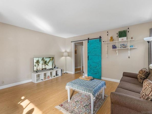 1307 Caminito Gabaldon H, San Diego CA 92108