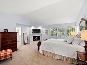 4582 Mercurio St, San Diego CA 92130