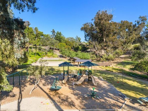 17177 Calle Serena, Rancho Santa Fe CA 92067