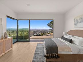 2448 Sagebrush Ct, La Jolla CA 92037