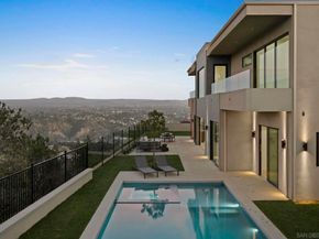 2448 Sagebrush Ct, La Jolla CA 92037