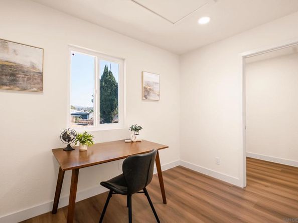 6461 Duluth, San Diego CA 92114