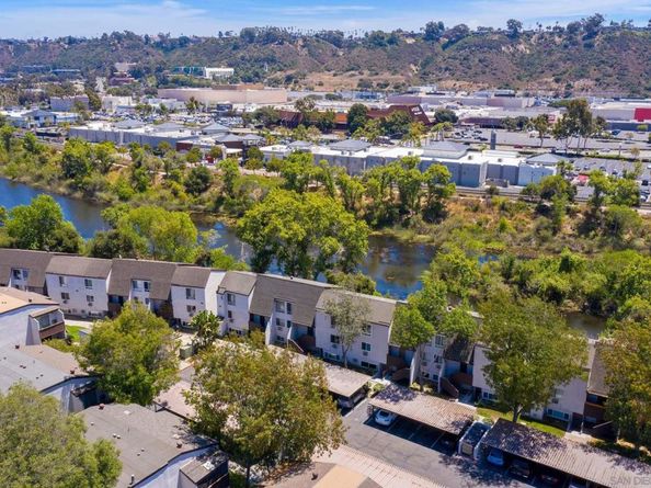 1361 Caminito Gabaldon F, San Diego CA 92108