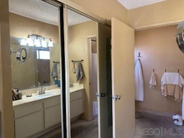 2258 Caminito Pescado 11, San Diego CA 92107