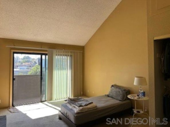 2258 Caminito Pescado 11, San Diego CA 92107