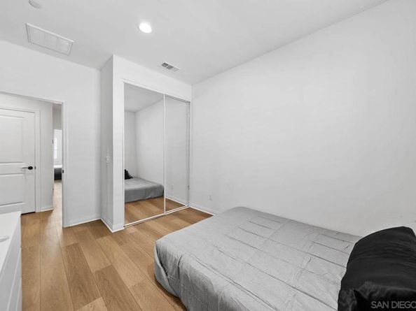 10553 Graphite St, Spring Valley CA 91977