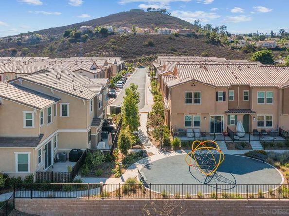 10553 Graphite St, Spring Valley CA 91977