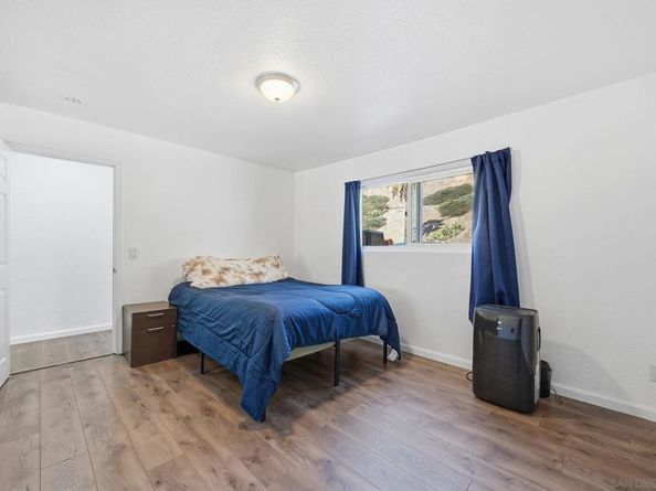 1687 Pentecost Way 4, San Diego CA 92105