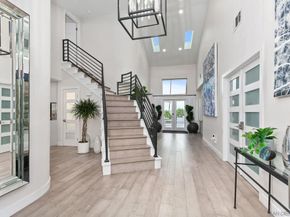 10732 Fuerte Dr, La Mesa CA 91941