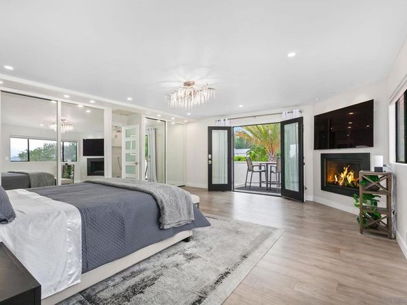 10732 Fuerte Dr, La Mesa CA 91941