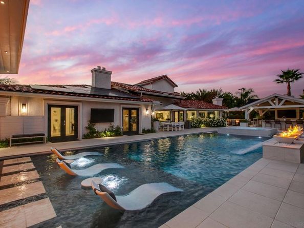 10732 Fuerte Dr, La Mesa CA 91941