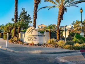 2451 Country View Gln, Escondido CA 92026