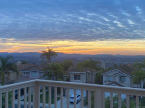 2451 Country View Gln, Escondido CA 92026