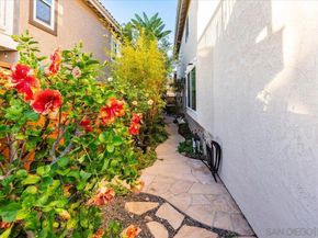 2451 Country View Gln, Escondido CA 92026