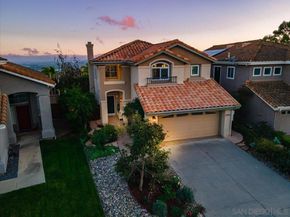 2451 Country View Gln, Escondido CA 92026