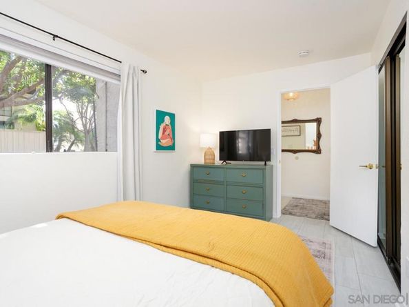 2364 Altisma Way A, Carlsbad CA 92009